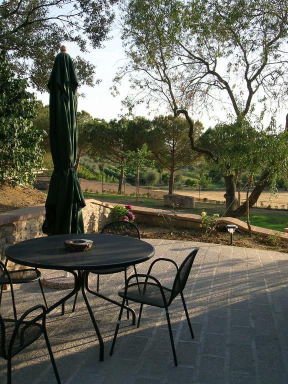 Agriturismo Podere Ossaia Кортона Номер фото