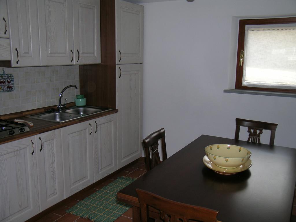Agriturismo Podere Ossaia Кортона Номер фото